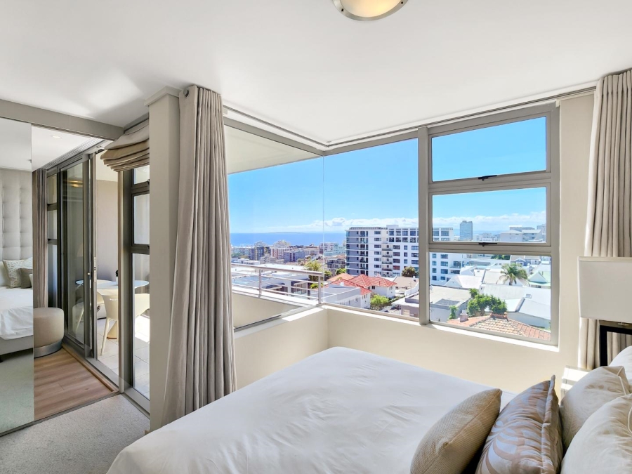 2 Bedroom Property for Sale in Sea Point Western Cape